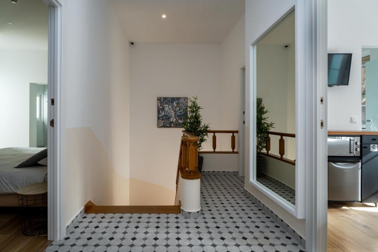 Alameda Guesthouse By Boutique Taipas Garagem Para Motos ปอร์ติเมา ภายนอก รูปภาพ